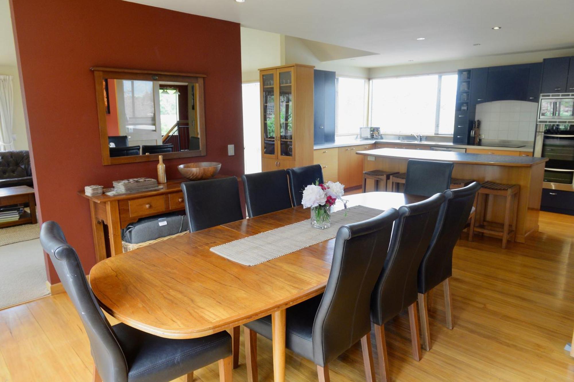 Sargood Splendour - Wanaka Holiday Home Extérieur photo